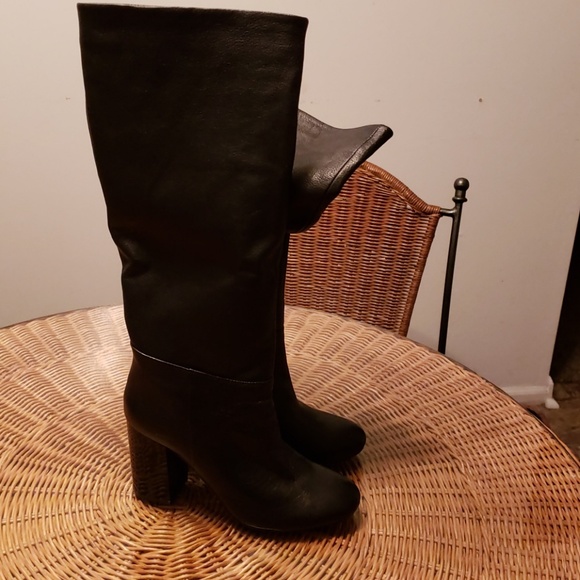 Kenneth Cole Reaction "Cherry" boot 6 - Picture 4 of 8